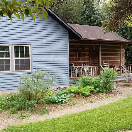 Restored1850S Log Cabin, With Gazebo And Gardens! 1 Mile To Downtown Weaverville Exteriör bild
