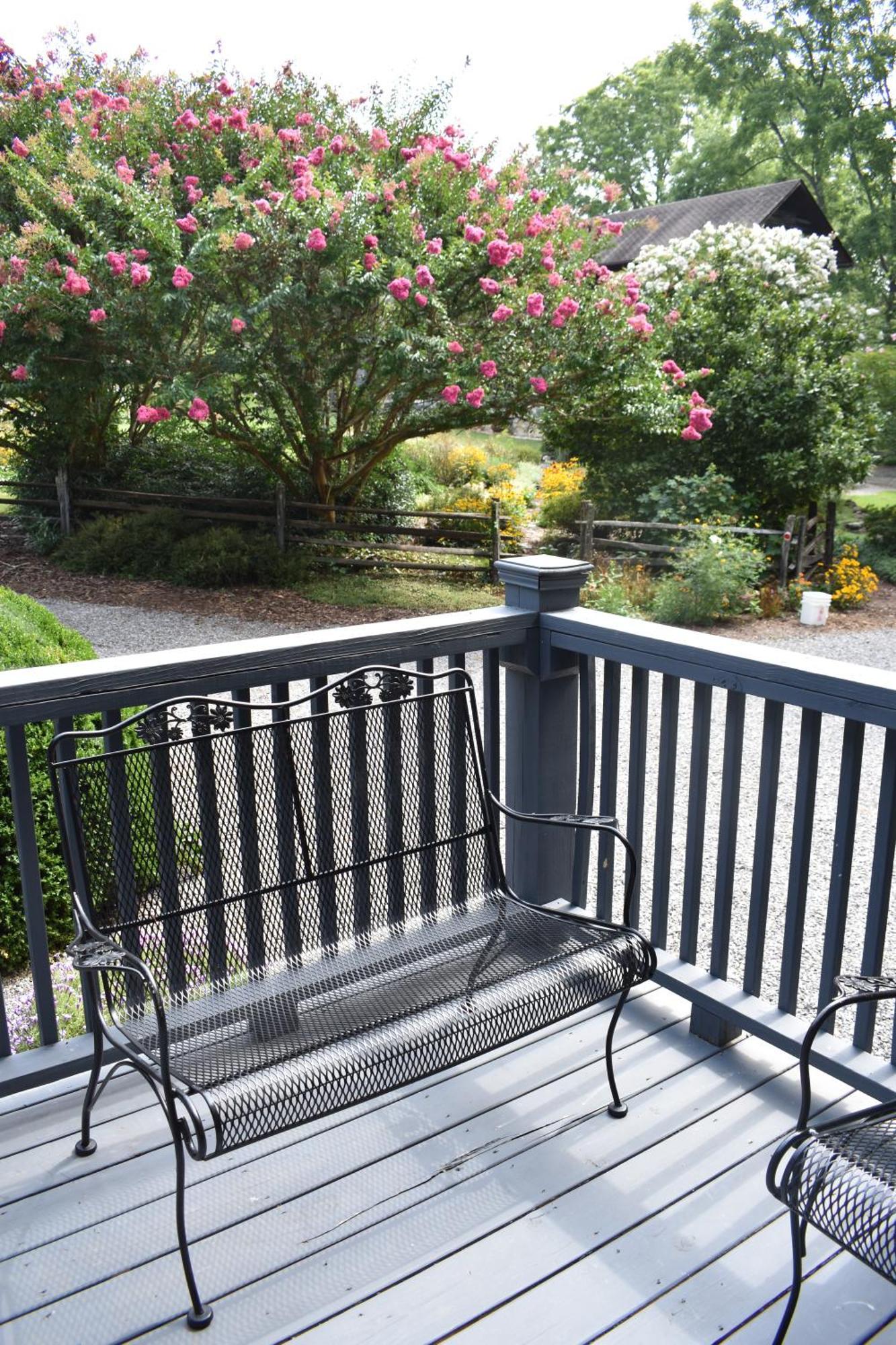 Restored1850S Log Cabin, With Gazebo And Gardens! 1 Mile To Downtown Weaverville Exteriör bild